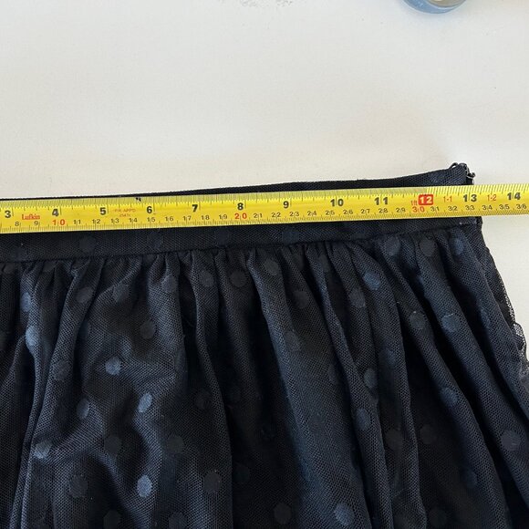 The Coverii Black Skirt Size Medium - Picture 9 of 10